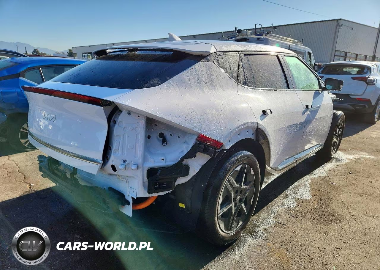 2025 Kia Ev6 Wind VIN:5XYC34JA1SG009760 - 3