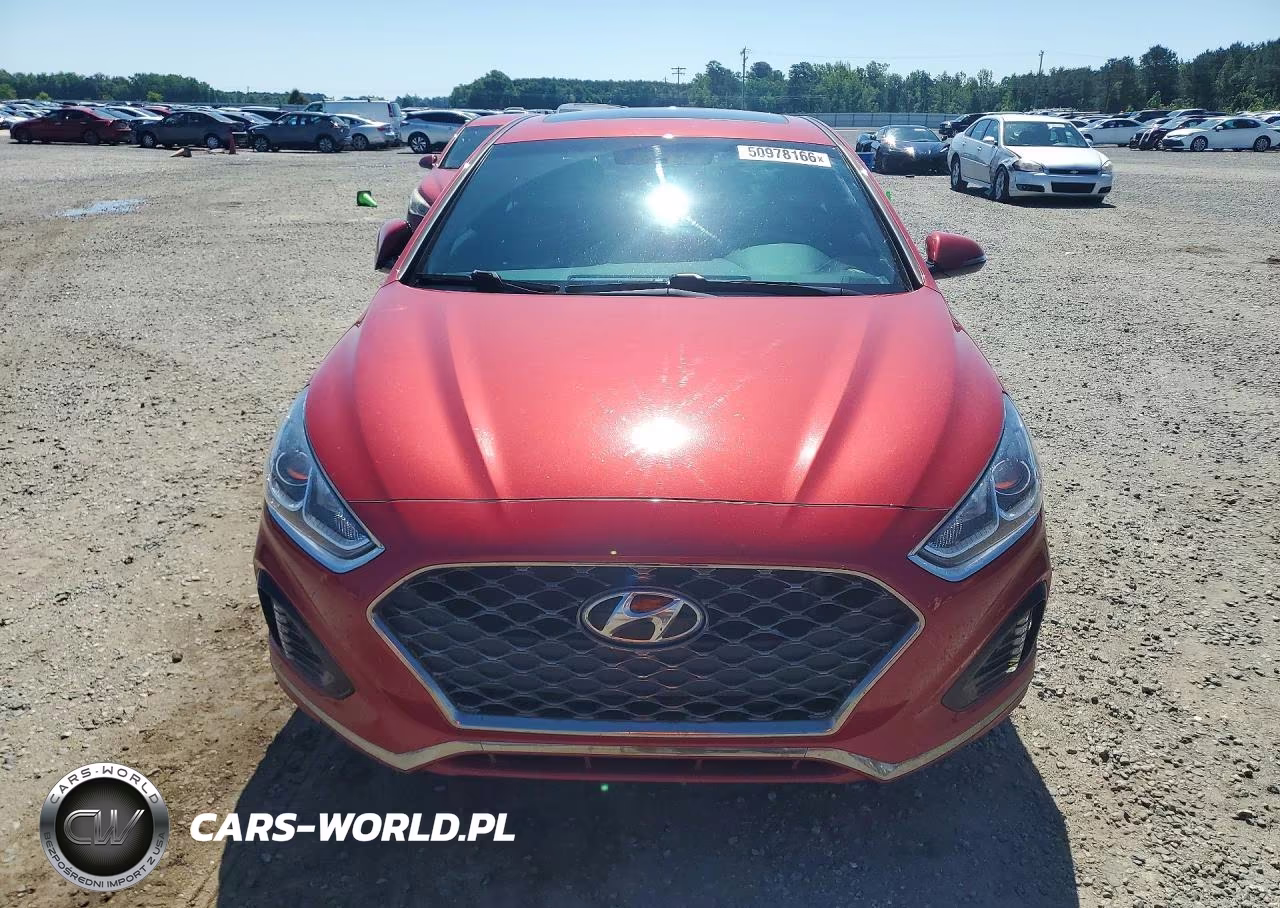 2018 Hyundai Sonata Sport VIN:5NPE34AF5JH682580 - 5