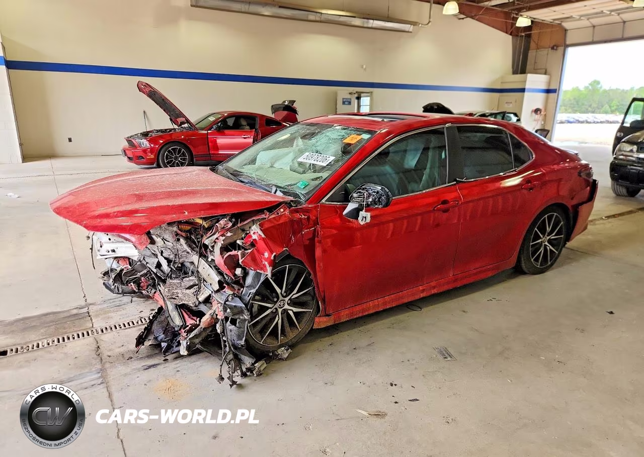 2022 Toyota Camry Se – zdjęcie 1 z 12