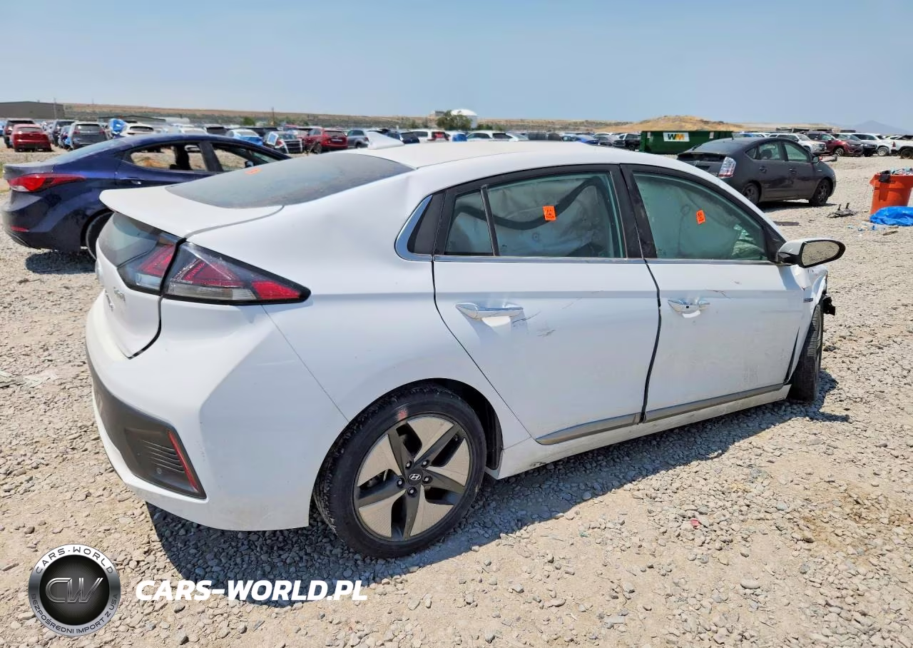 2020 Hyundai Ioniq Limited VIN:KMHC05LC6LU197202 - 3