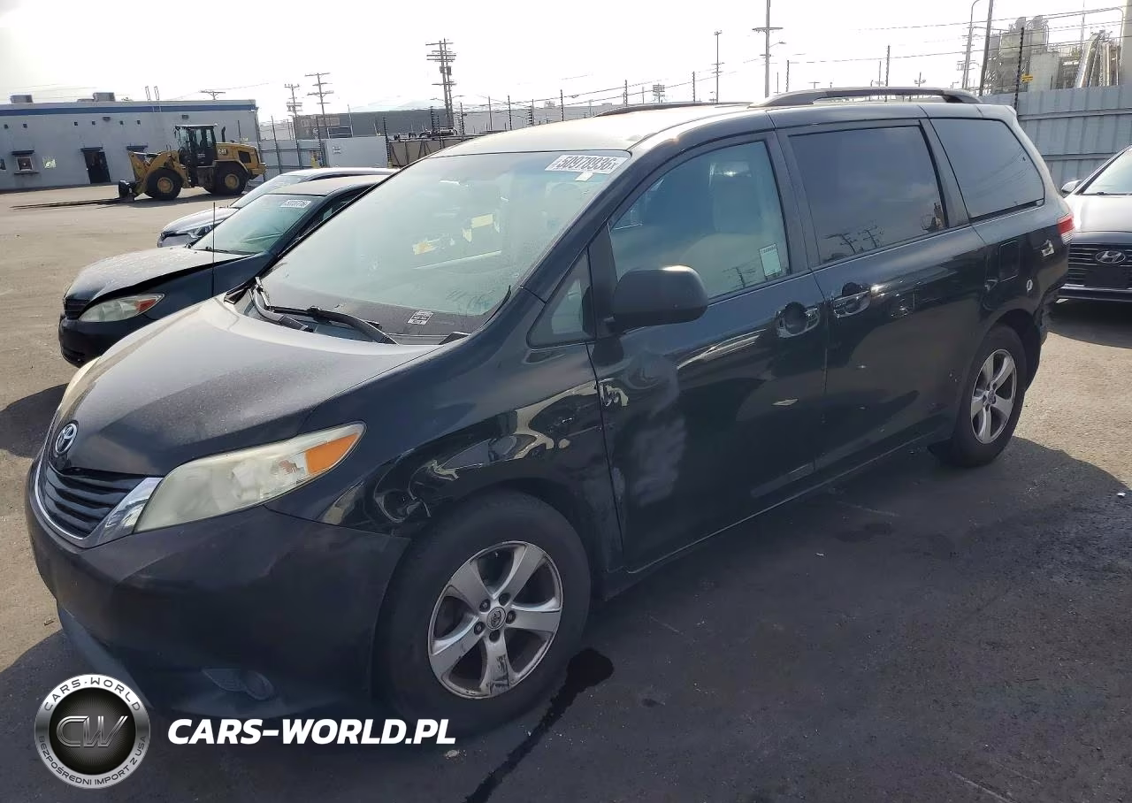 2012 Toyota Sienna Le