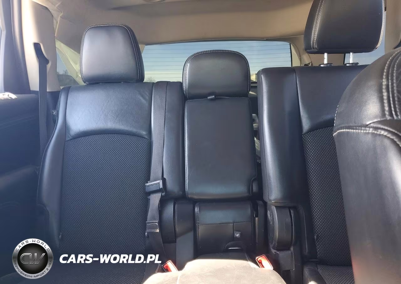 2018 Dodge Journey Crossroad VIN:3C4PDCGG6JT409034 - 10