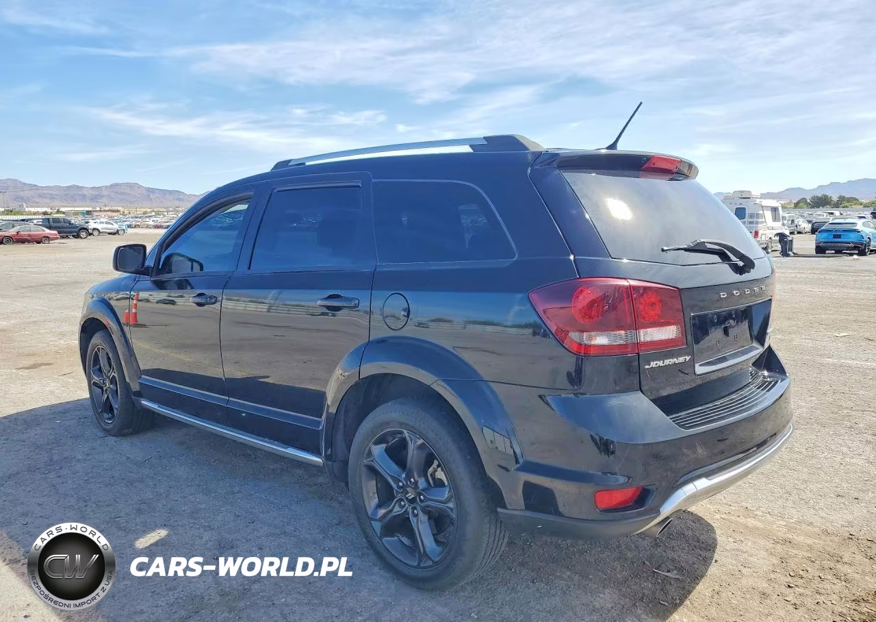 2018 Dodge Journey Crossroad VIN:3C4PDCGG6JT409034 - 2