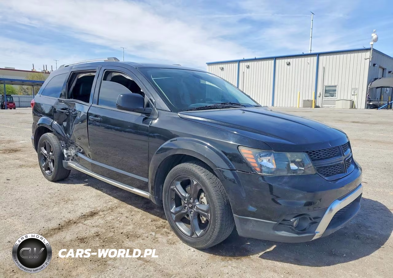 2018 Dodge Journey Crossroad VIN:3C4PDCGG6JT409034 - 4