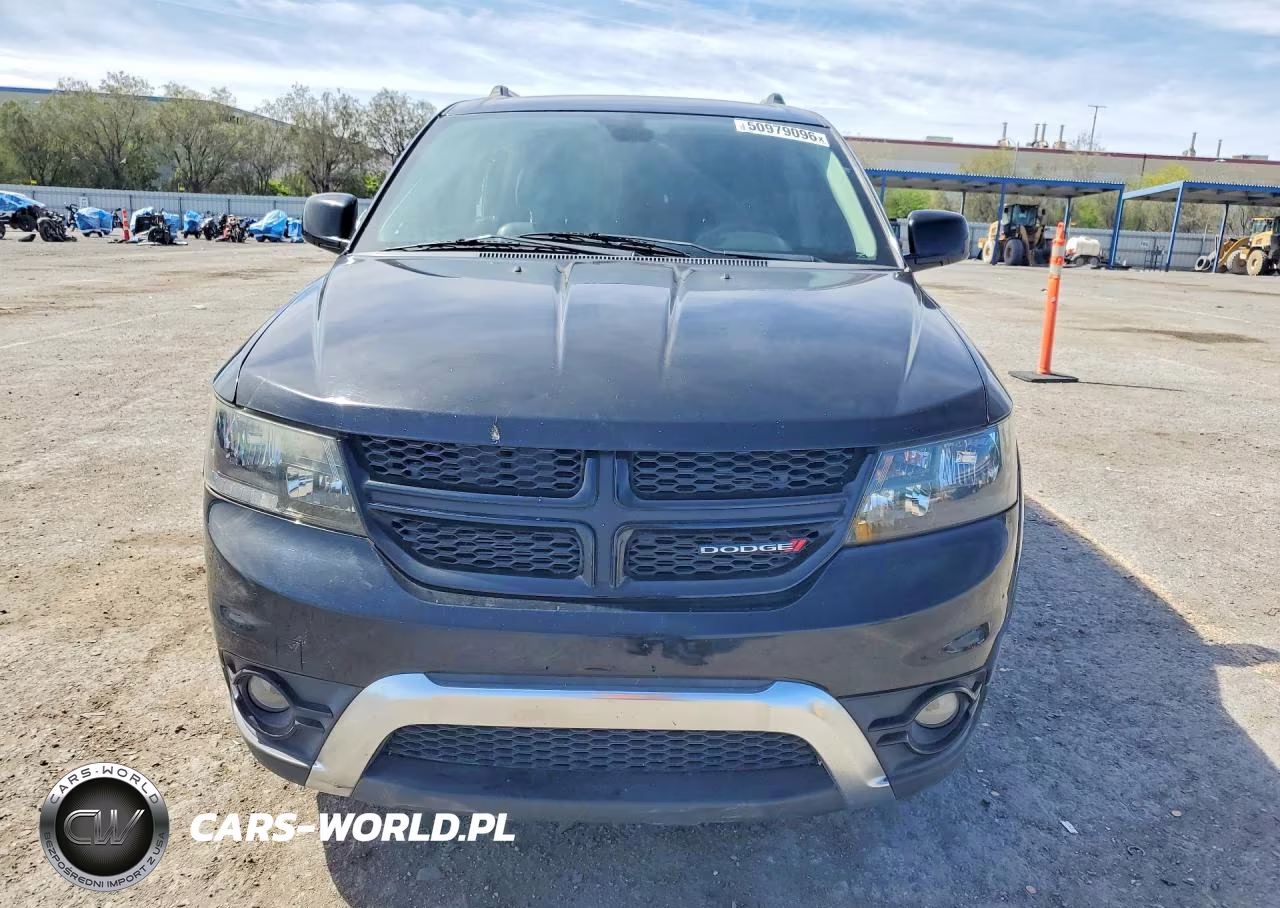 2018 Dodge Journey Crossroad VIN:3C4PDCGG6JT409034 - 5