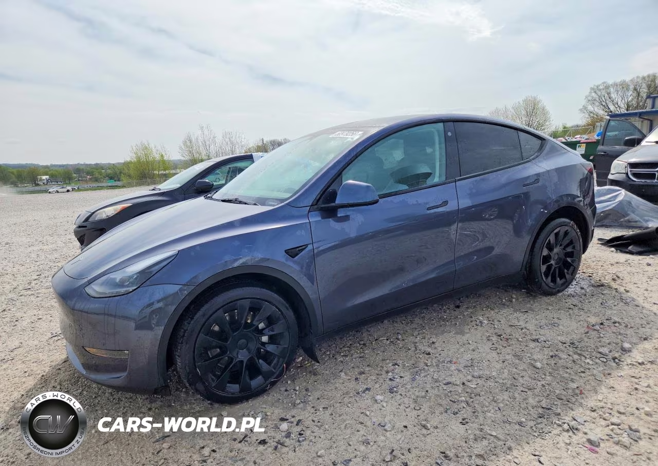2023 Tesla Model Y – zdjęcie 1 z 13