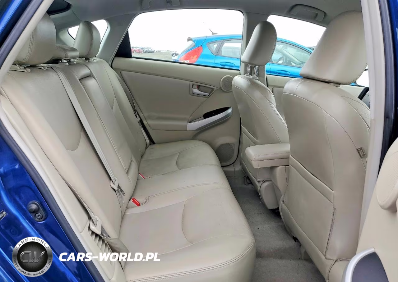 2011 Toyota Prius Four VIN:JTDKN3DU4B0314486 - 10