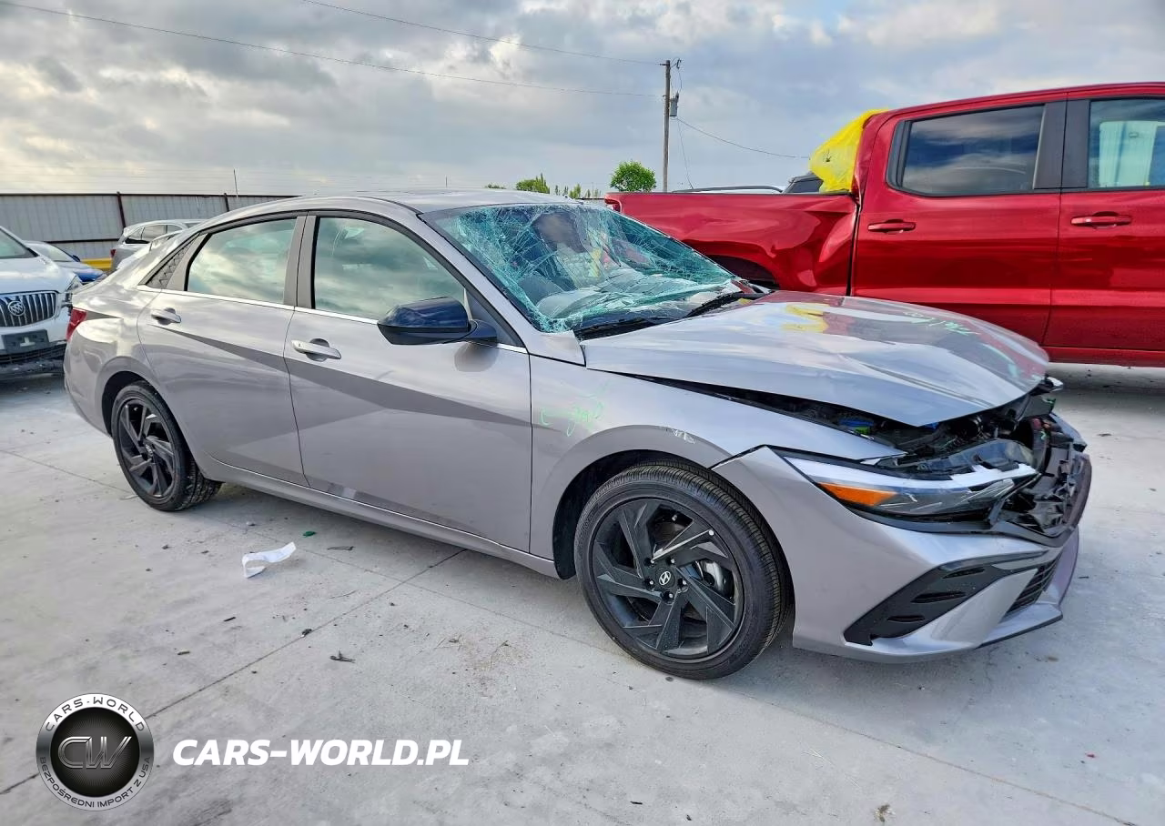 2026 Hyundai Elantra Sel Sport Premium VIN:KMHLS4DG5TU113697 - 4