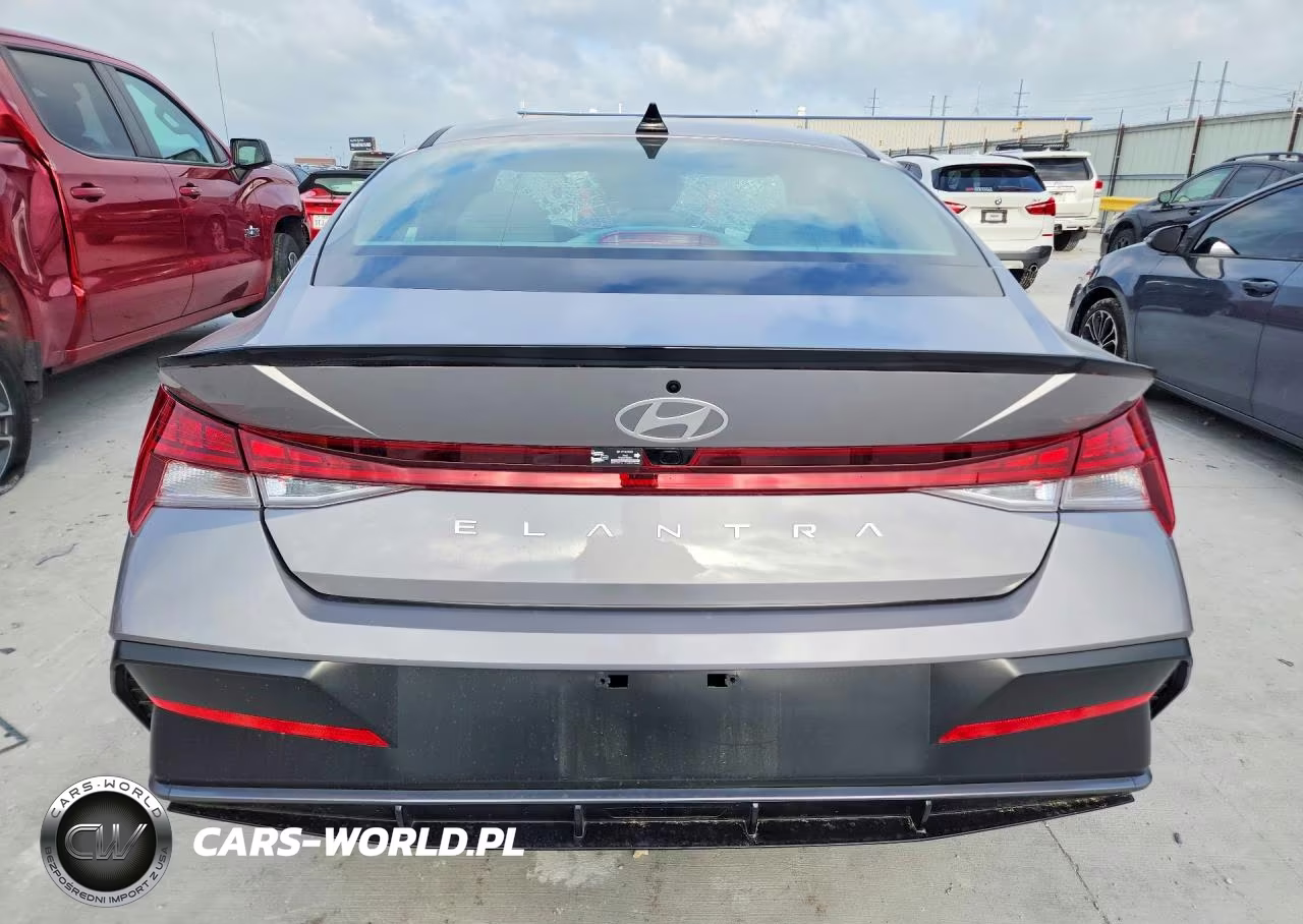 2026 Hyundai Elantra Sel Sport Premium VIN:KMHLS4DG5TU113697 - 6