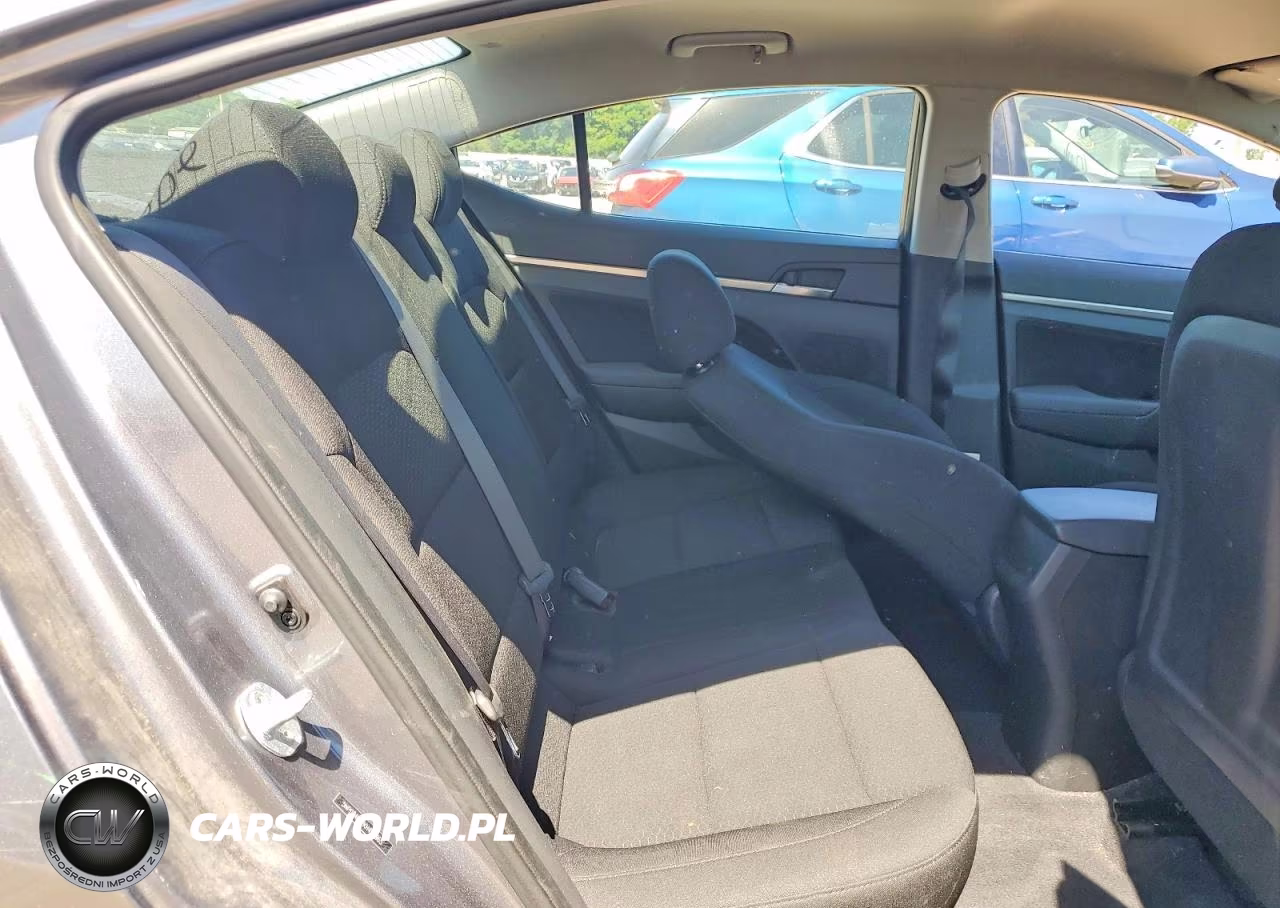 2019 Hyundai Elantra Sel VIN:5NPD84LF2KH457965 - 10