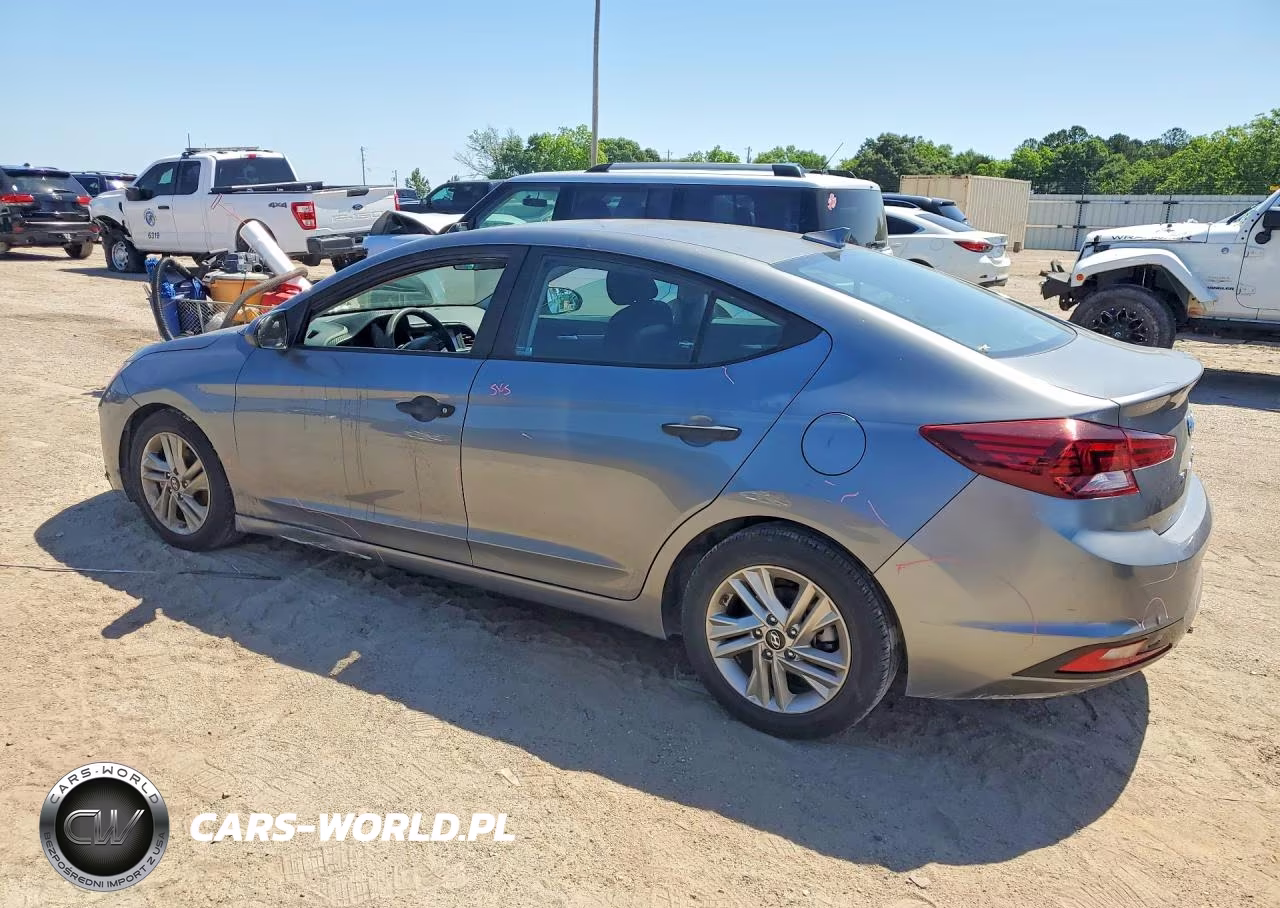 2019 Hyundai Elantra Sel VIN:5NPD84LF2KH457965 - 2
