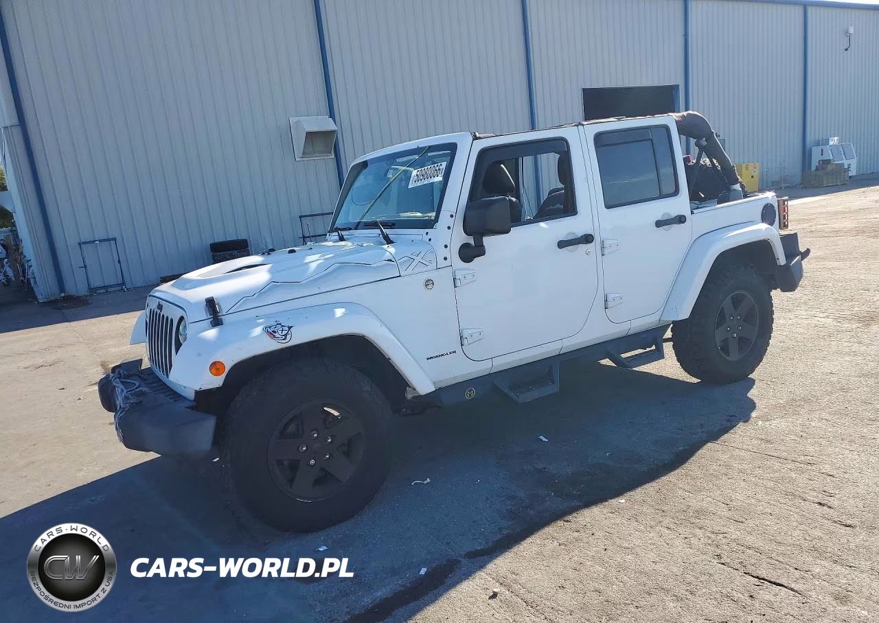 2015 Jeep Wrangler Unlimited Sahara – zdjęcie 1 z 13