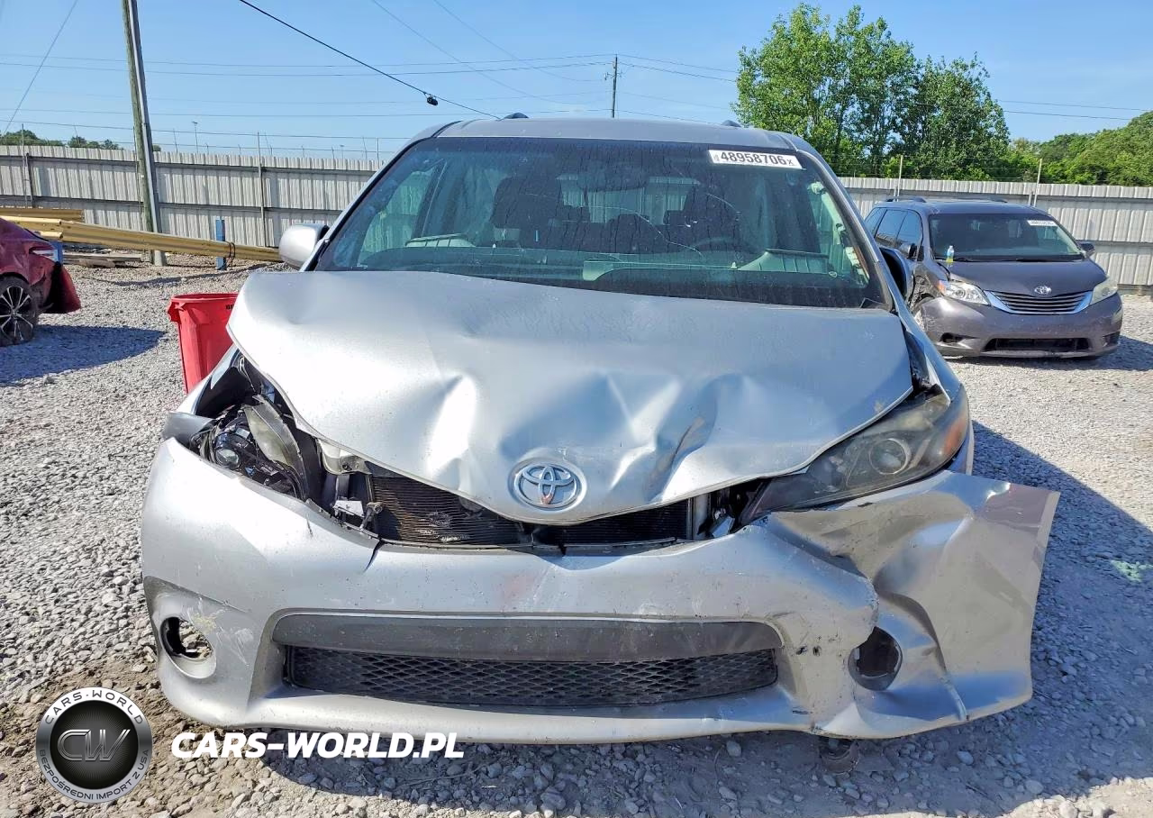 2016 Toyota Sienna Se 8-Passenger VIN:5TDXK3DC4GS732072 - 5