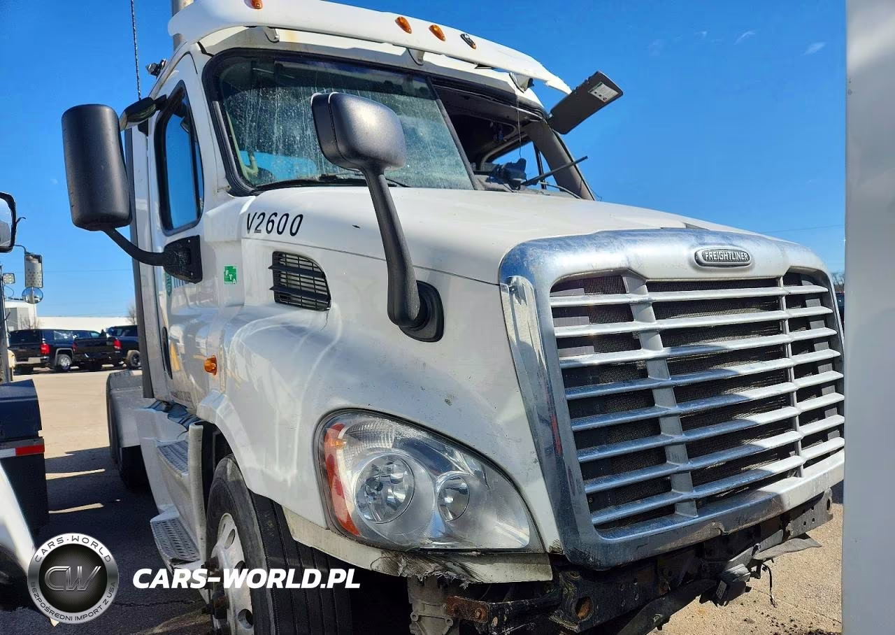 2016 Freigliner Cascadia 113