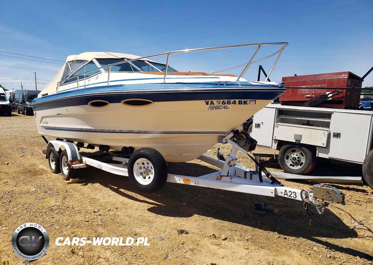 1987 Sea Ray Boat
