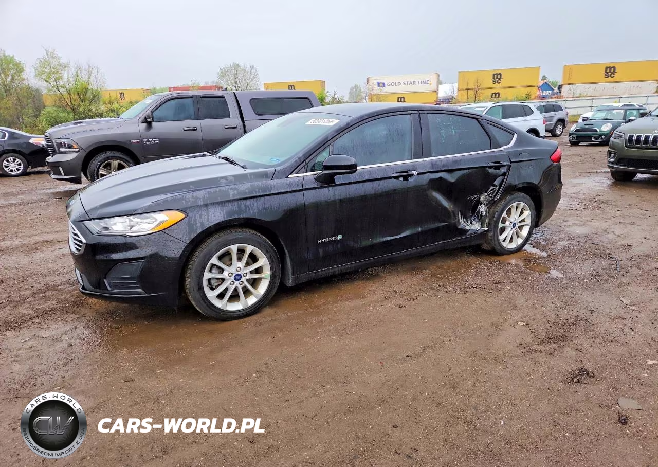 2019 Ford Fusion Se – zdjęcie 1 z 12