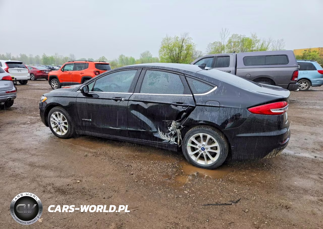 2019 Ford Fusion Se VIN:3FA6P0LU3KR286133 - 2