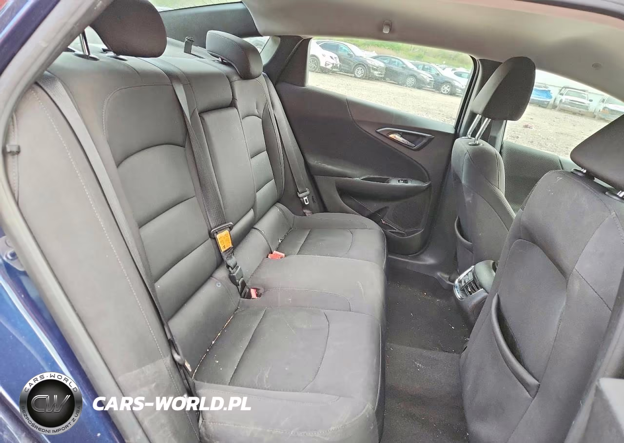 2017 Chevrolet Malibu Lt VIN:1G1ZE5ST7HF227362 - 10
