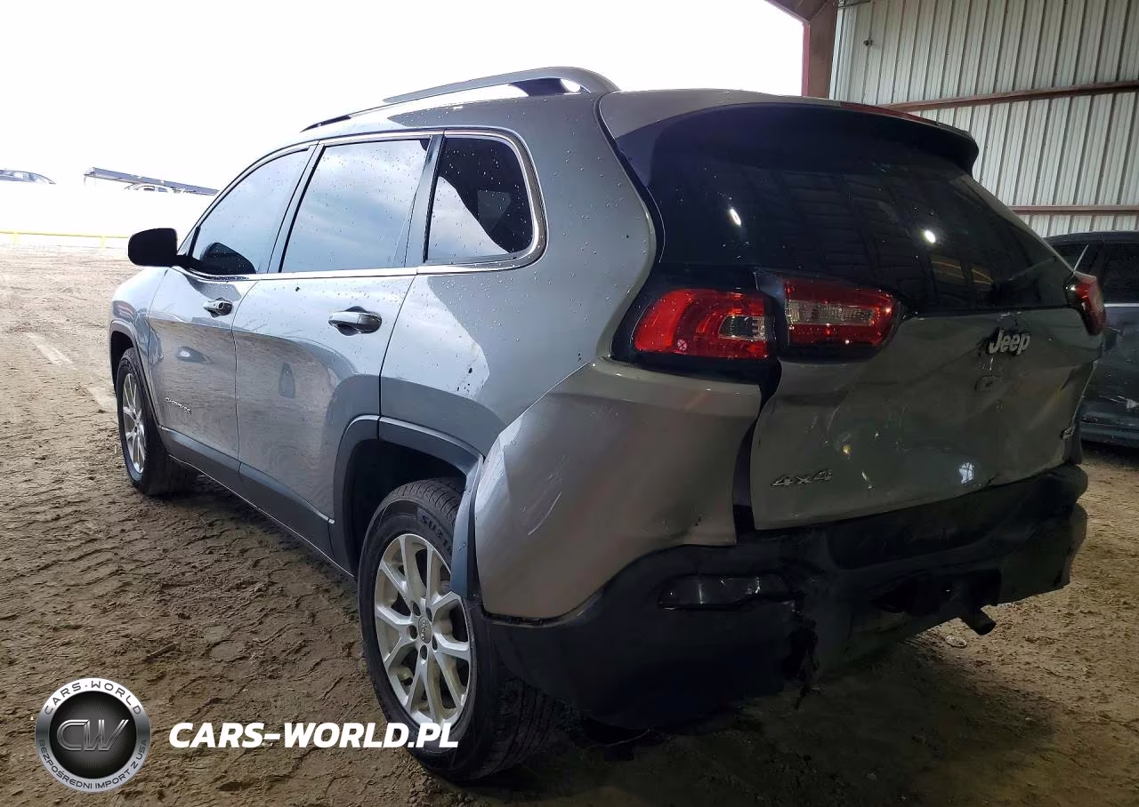 2016 Jeep Cherokee Latitude VIN:1C4PJMCSXGW235514 - 2