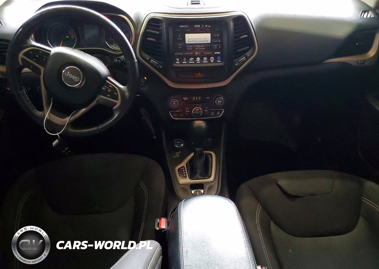 2016 Jeep Cherokee Latitude VIN:1C4PJMCSXGW235514 - 8