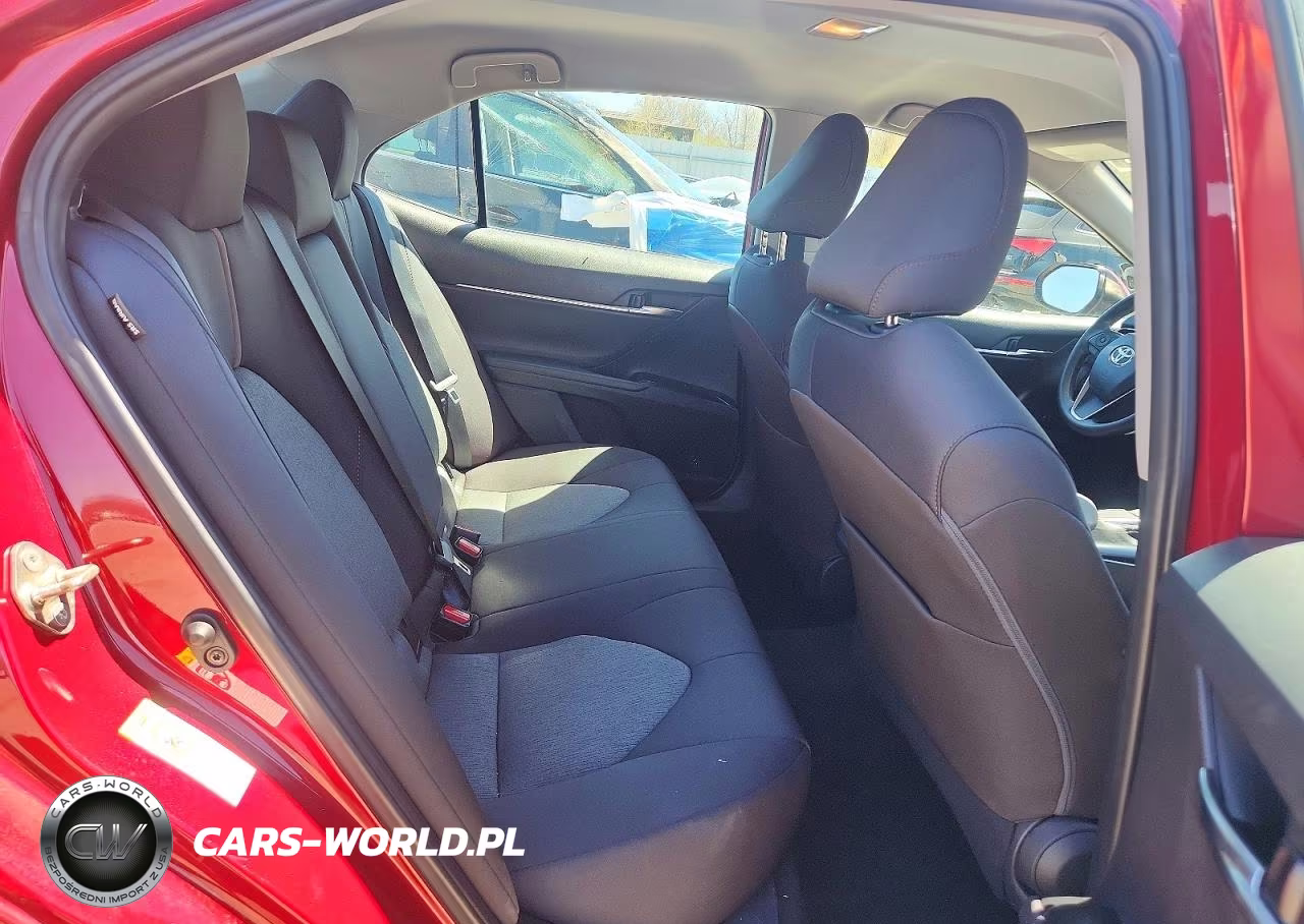 2019 Toyota Camry Le VIN:4T1B11HK7KU752030 - 10