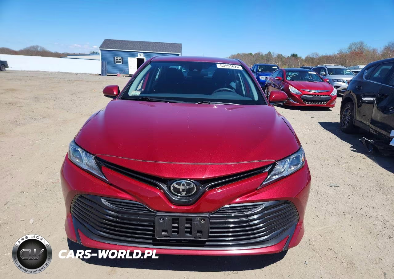 2019 Toyota Camry Le VIN:4T1B11HK7KU752030 - 5