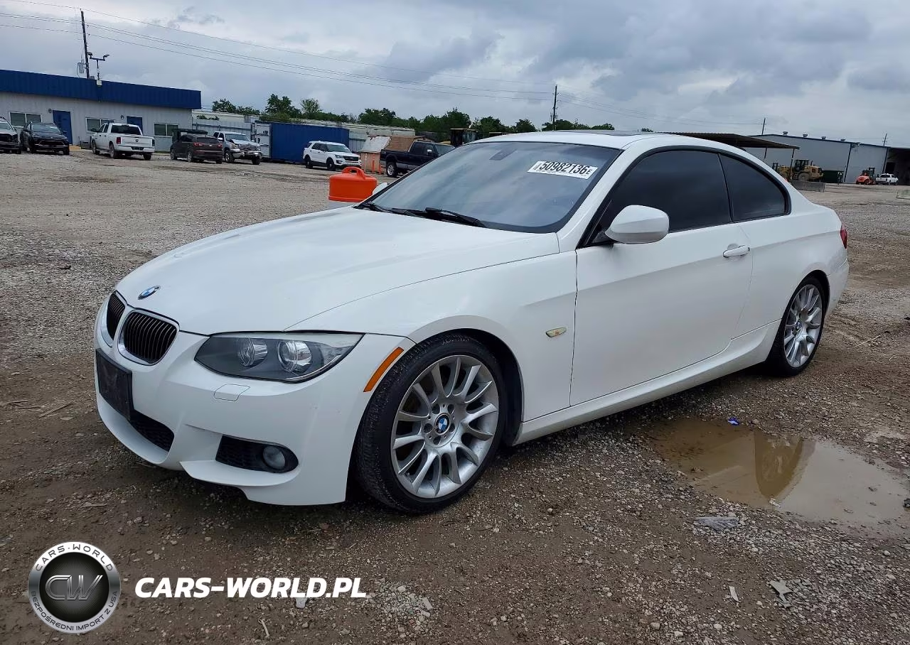 2013 BMW 328 I – zdjęcie 1 z 12