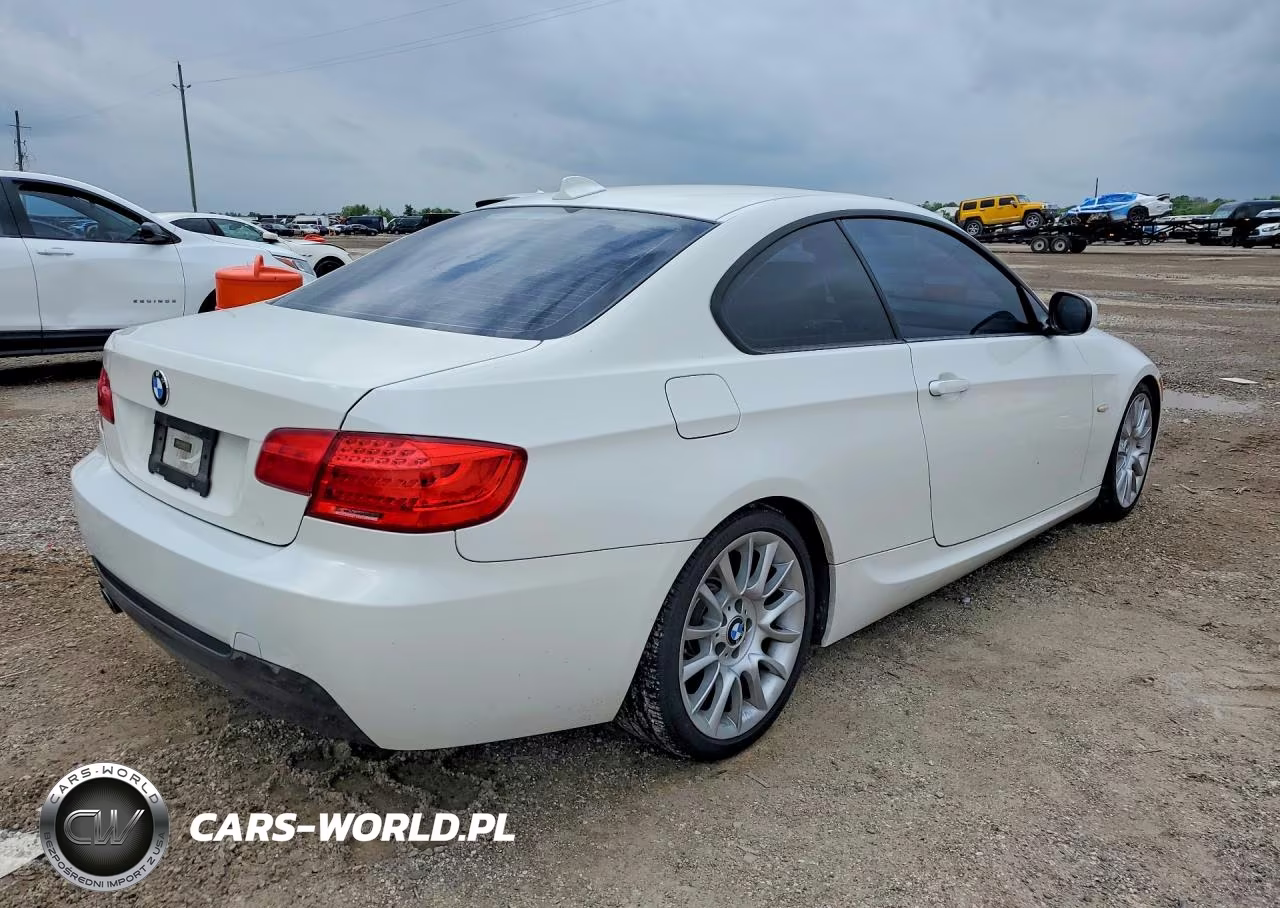 2013 BMW 328 I VIN:WBAKE3C50DE772202 - 3