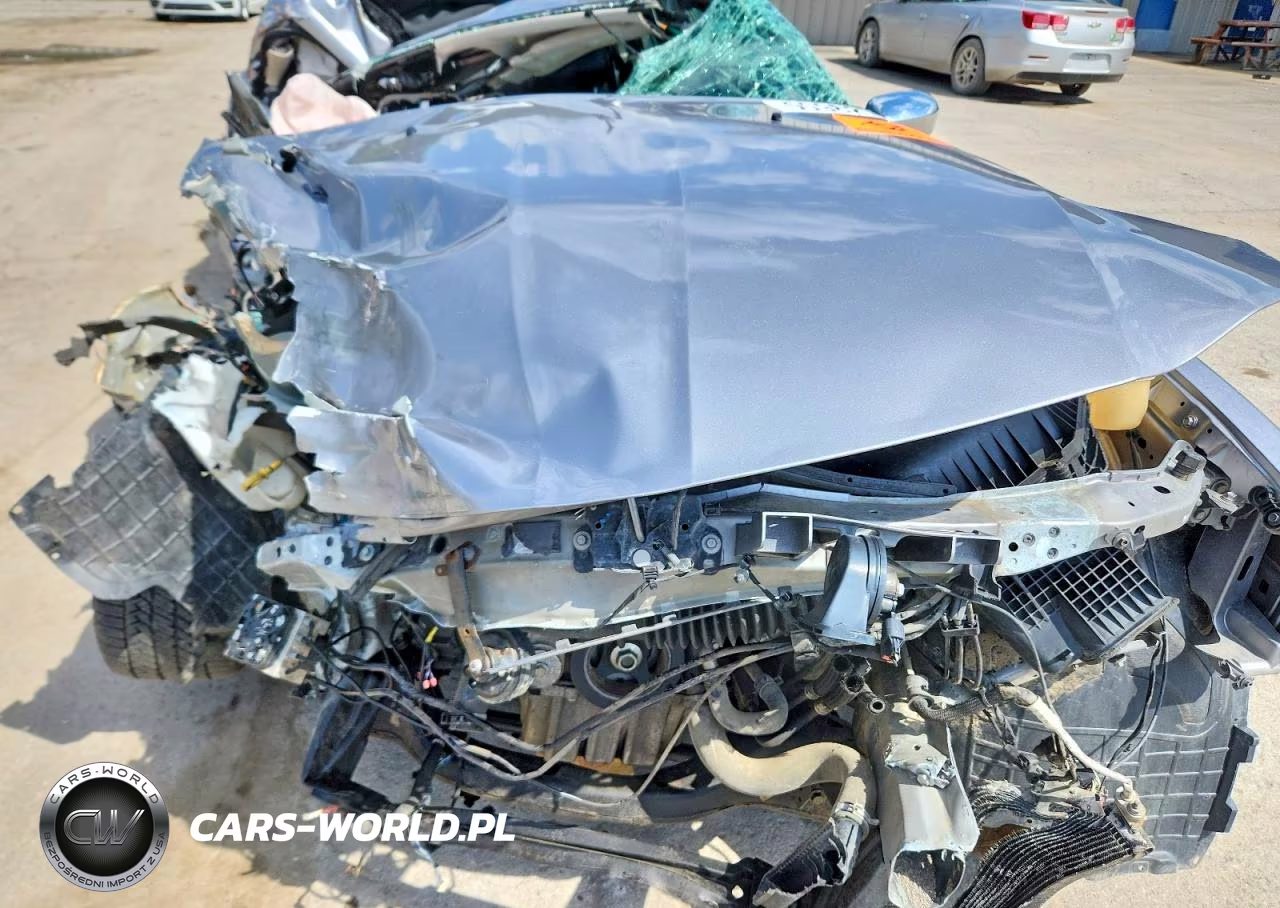 2017 Chrysler 300C VIN:2C3CCAKG5HH565585 - 11