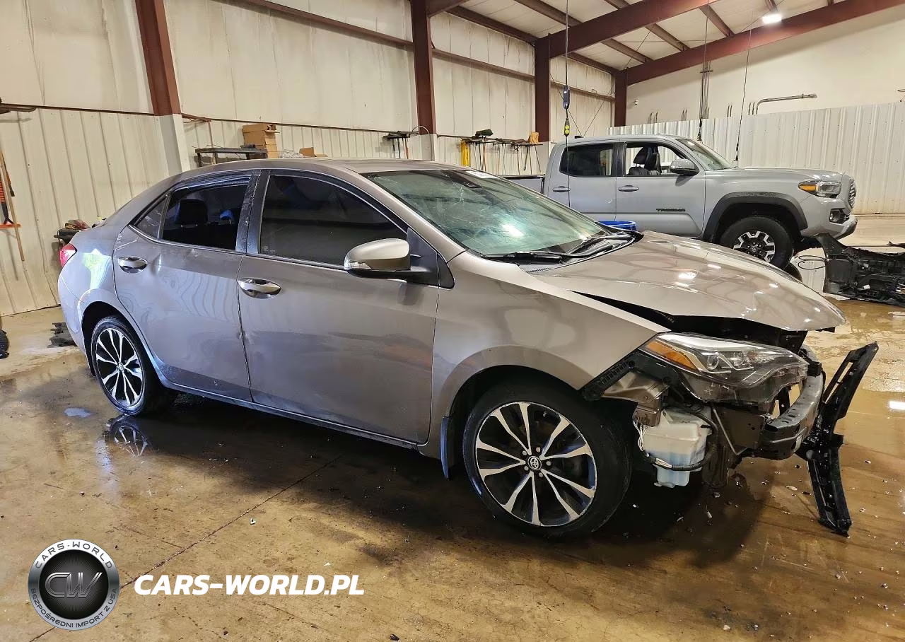 2017 Toyota Corolla Xse VIN:2T1BURHE2HC872022 - 4