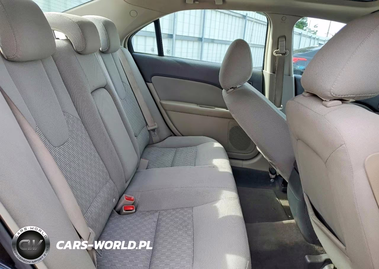 2010 Ford Fusion Se VIN:3FAHP0HA6AR227440 - 10
