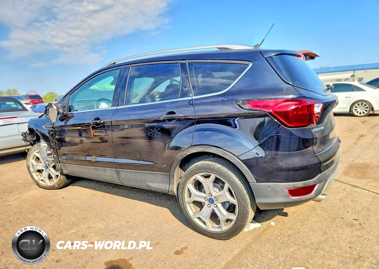 2019 Ford Escape Titanium VIN:1FMCU9J90KUA26219 - 2