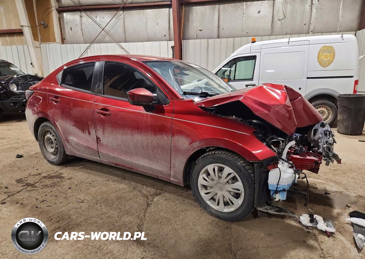 2019 Toyota Yaris L VIN:3MYDLBYV0KY512498 - 4