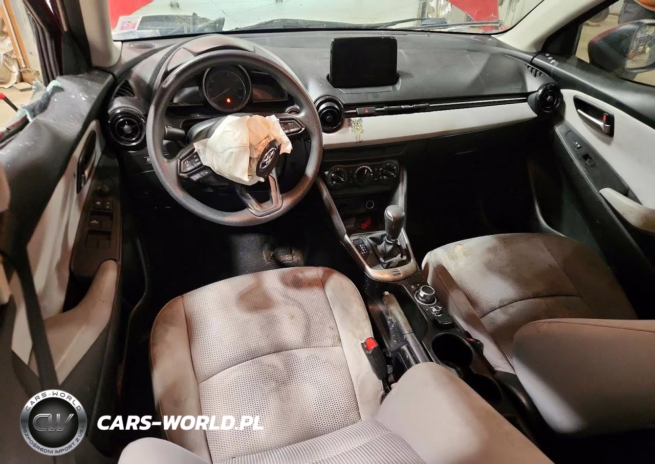 2019 Toyota Yaris L VIN:3MYDLBYV0KY512498 - 8