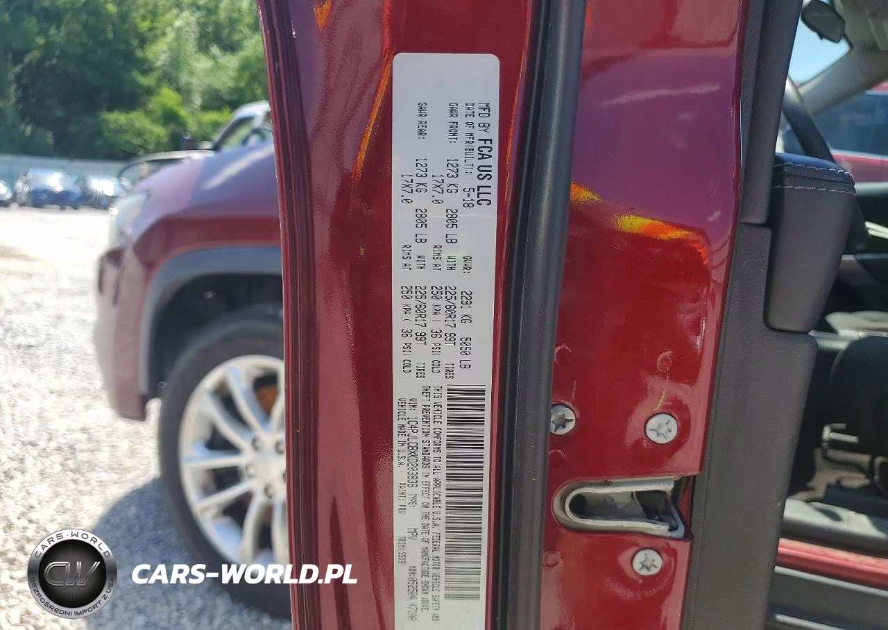 2019 Jeep Cherokee Latitude VIN:1C4PJLCBXKD203838 - 13