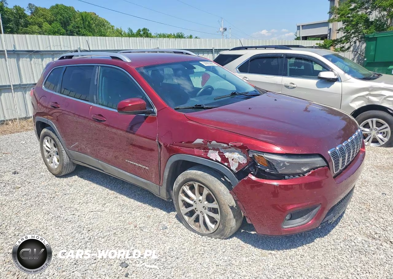 2019 Jeep Cherokee Latitude VIN:1C4PJLCBXKD203838 - 4