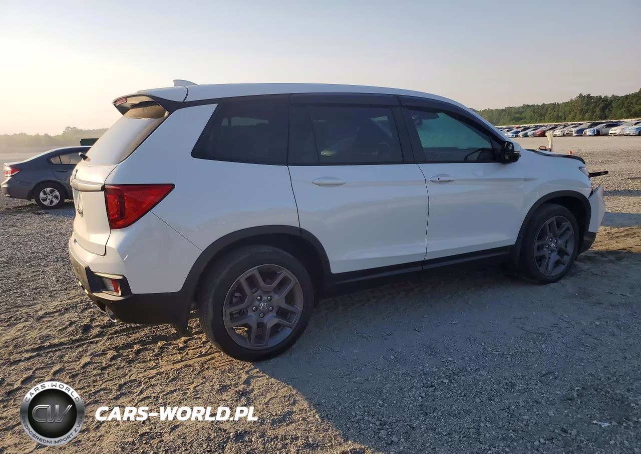 2022 Honda Passport Sport VIN:5FNYF7H52NB007194 - 3