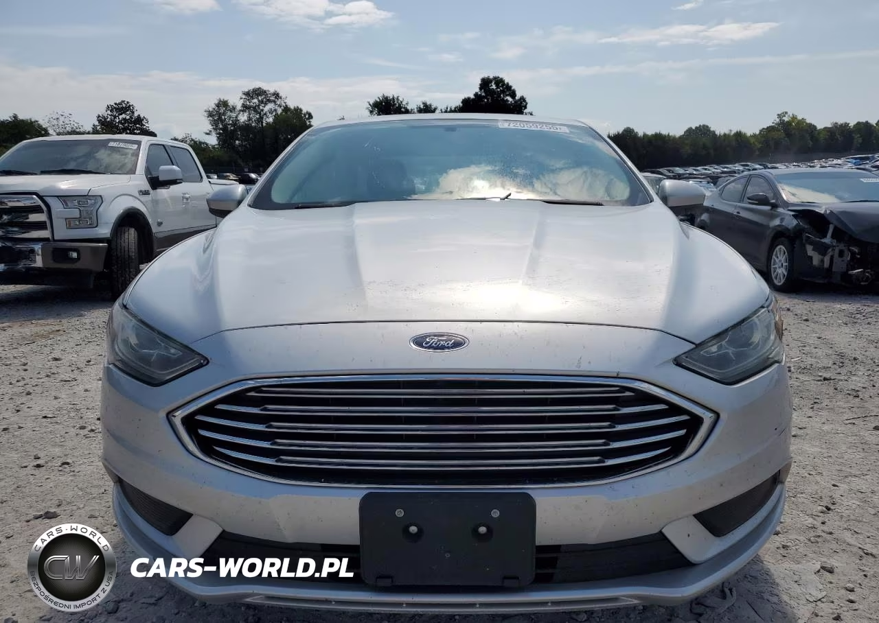 2018 Ford Fusion Se Hybrid VIN:3FA6P0LU0JR100935 - 5