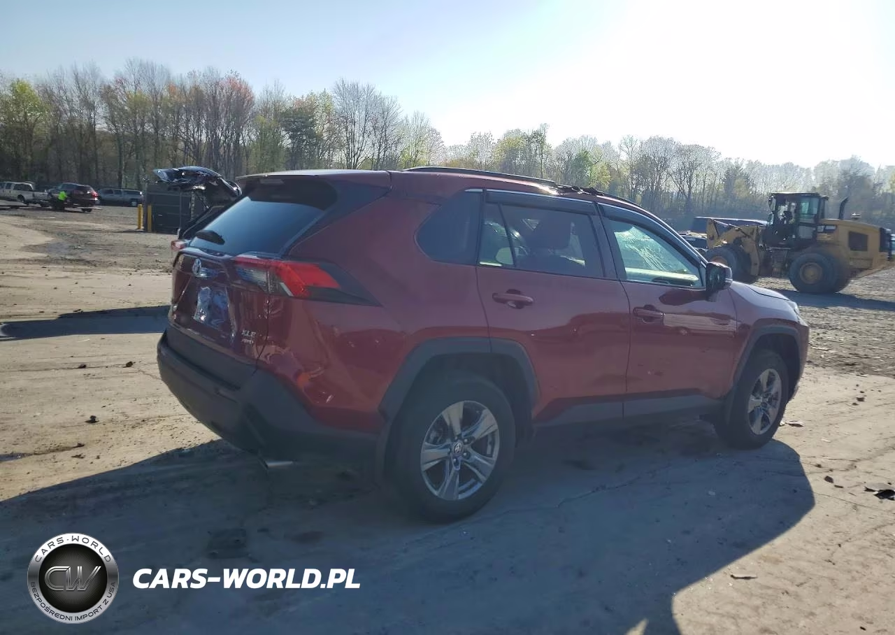 2024 Toyota Rav4 Xle VIN:2T3P1RFV1RW432690 - 3