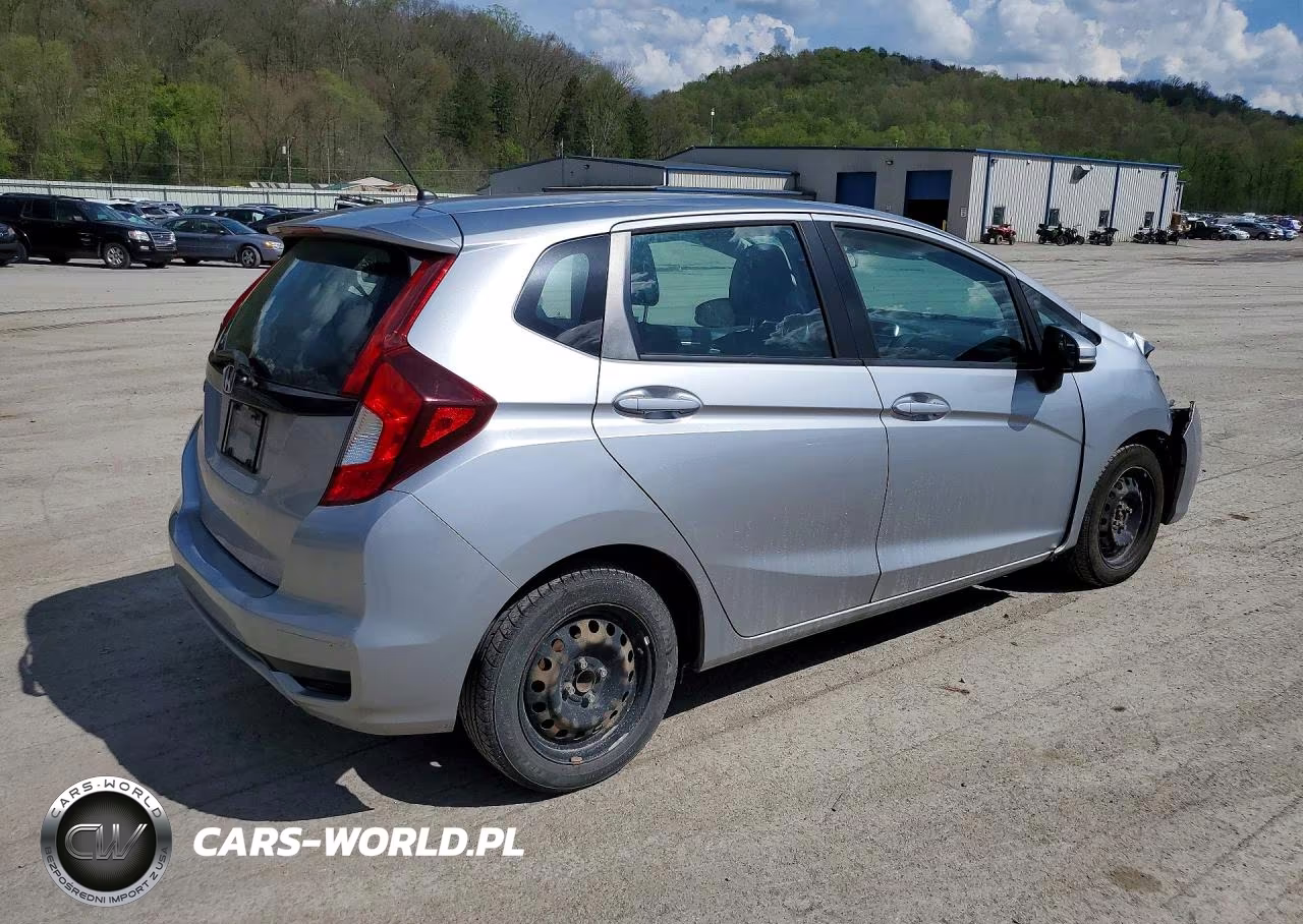 2019 Honda Fit Lx VIN:3HGGK5H47KM726209 - 3
