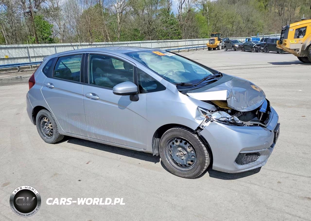 2019 Honda Fit Lx VIN:3HGGK5H47KM726209 - 4