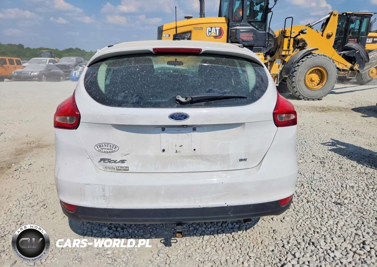 2018 Ford Focus Se VIN:1FADP3K2XJL292324 - 6