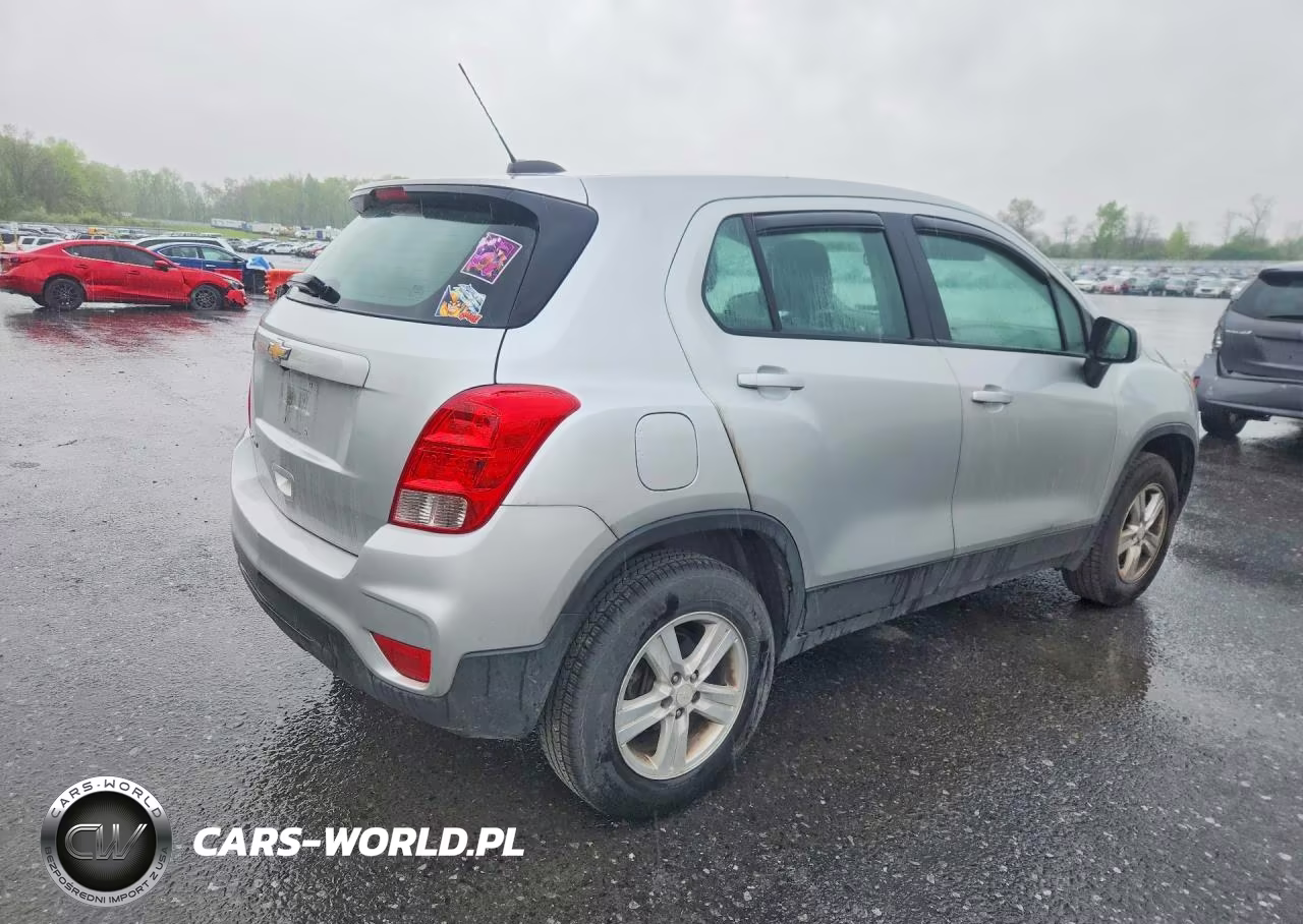 2017 Chevrolet Trax Ls VIN:3GNCJNSBXHL175528 - 3