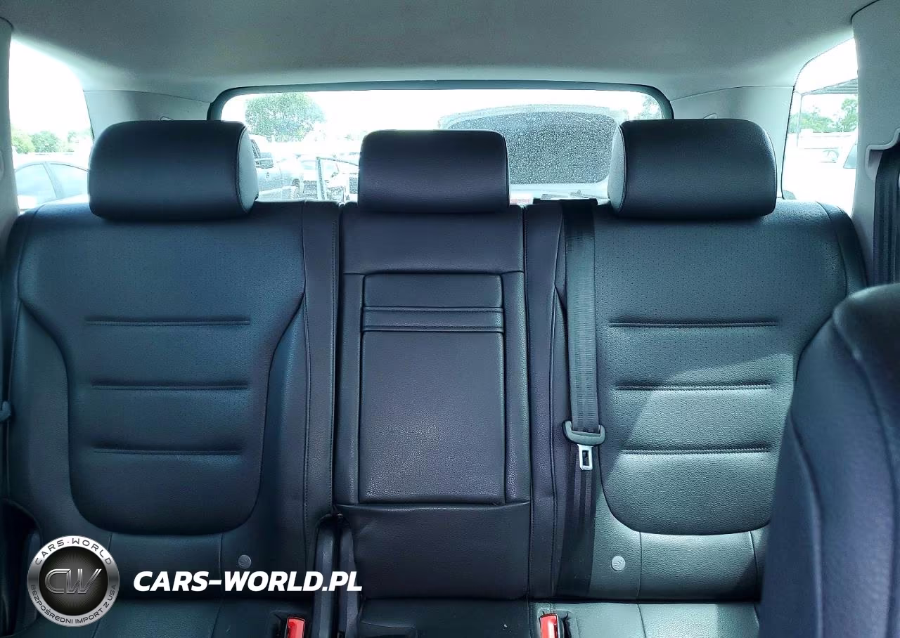 2013 Volkswagen Touareg V6 VIN:WVGEF9BP8DD001636 - 10