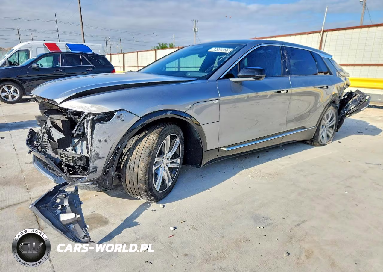 2024 Cadillac Lyriq Tech – zdjęcie 1 z 14