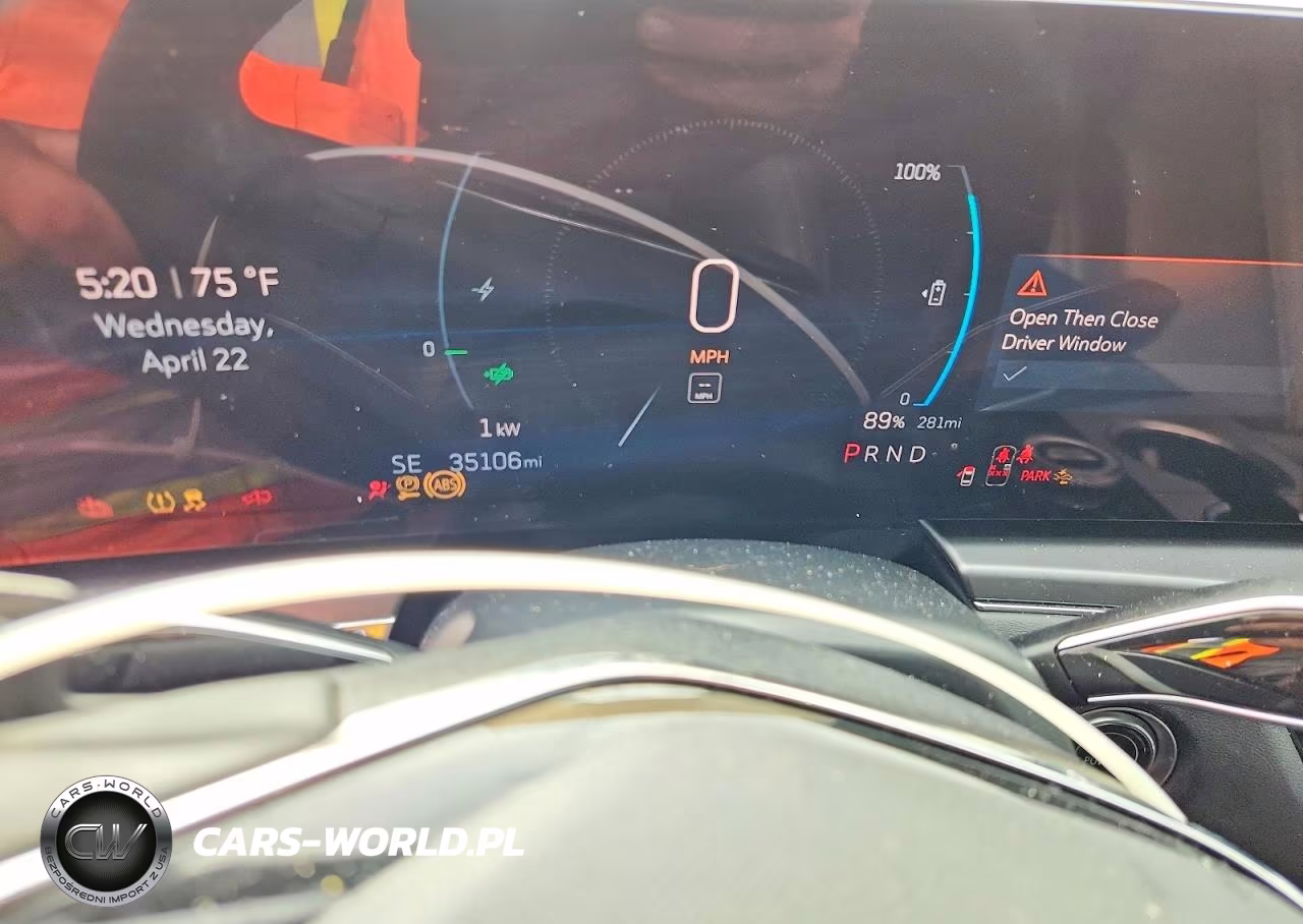 2024 Cadillac Lyriq Tech VIN:1GYKPMRK5RZ104003 - 9