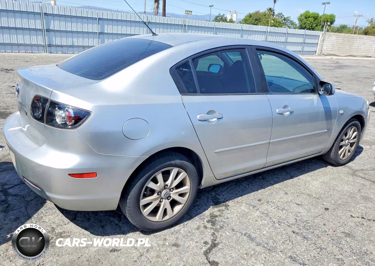 2008 Mazda 3 I VIN:JM1BK32GX81857396 - 3