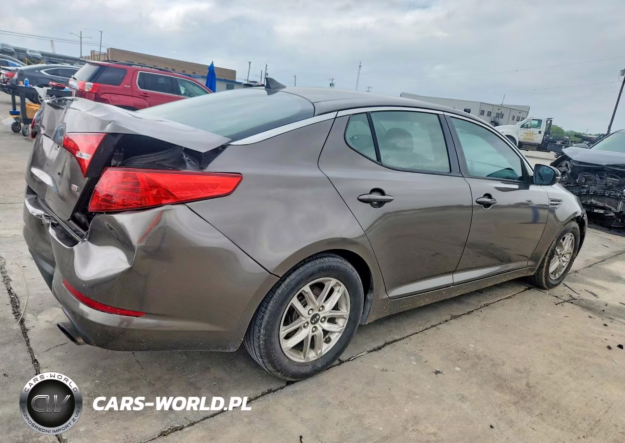 2011 Kia Optima VIN:KNAGM4A79B5144154 - 3