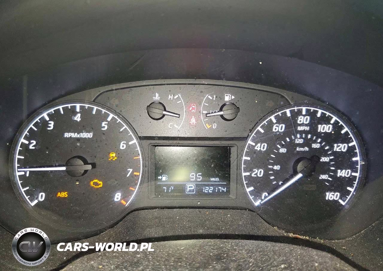 2017 Nissan Sentra S VIN:3N1AB7AP5HY279047 - 9