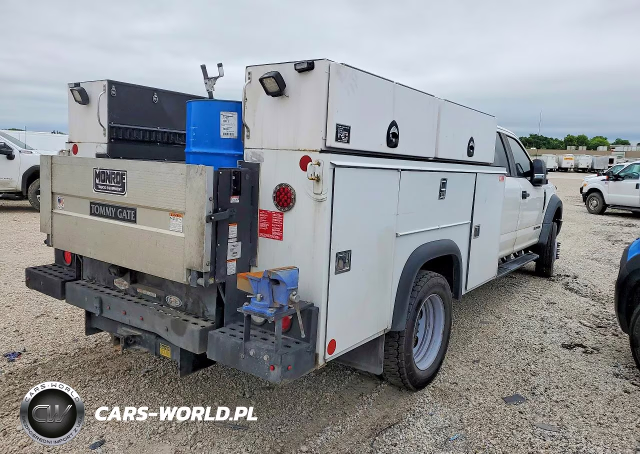 2019 Ford F450 Super Duty VIN:1FD0W4HT1KEC83935 - 3